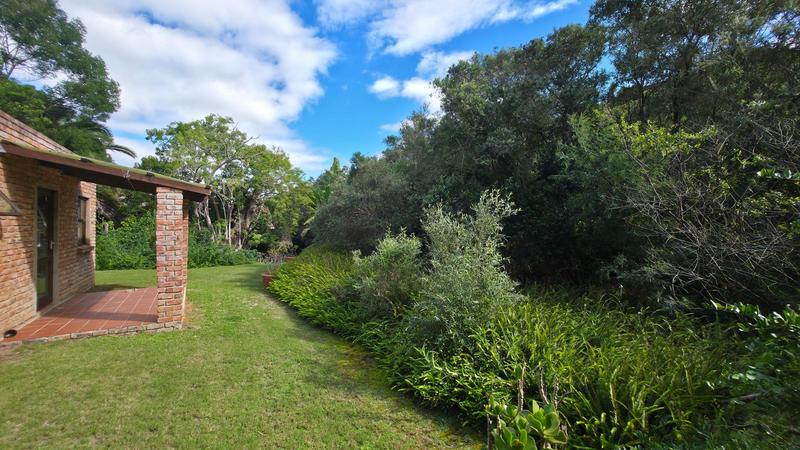 4 Bedroom Property for Sale in Groot Brakrivier Central Western Cape